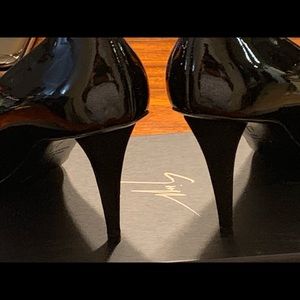 Giuseppe Zanotti Black Pumps